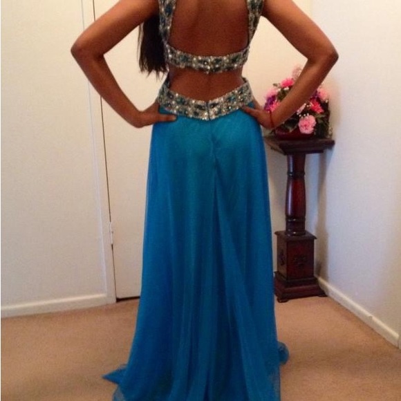 Stunning Blue Unique Prom Dress — Cinderella Prom Dress - Picture 4 of 4